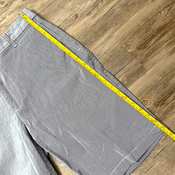 Mens Dockers Cotton Flat Front Shorts - Picture 3 of 5